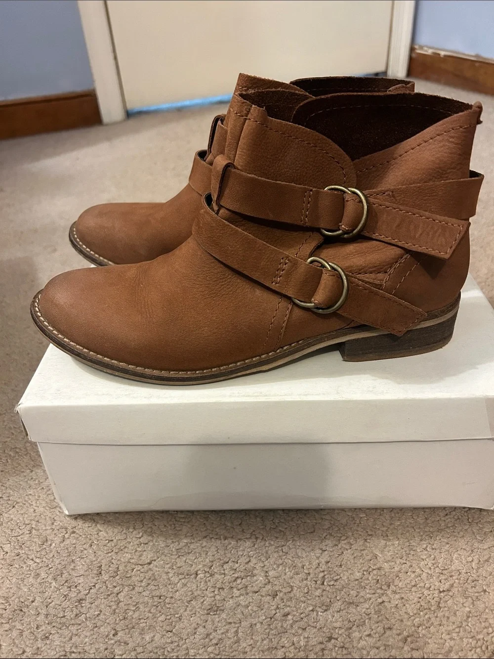Steve Madden Tan Suede Buckle Ankle Booties